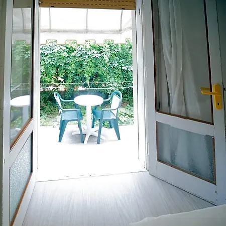Delfa Hotel 3*