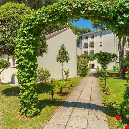 Delfa Hotel